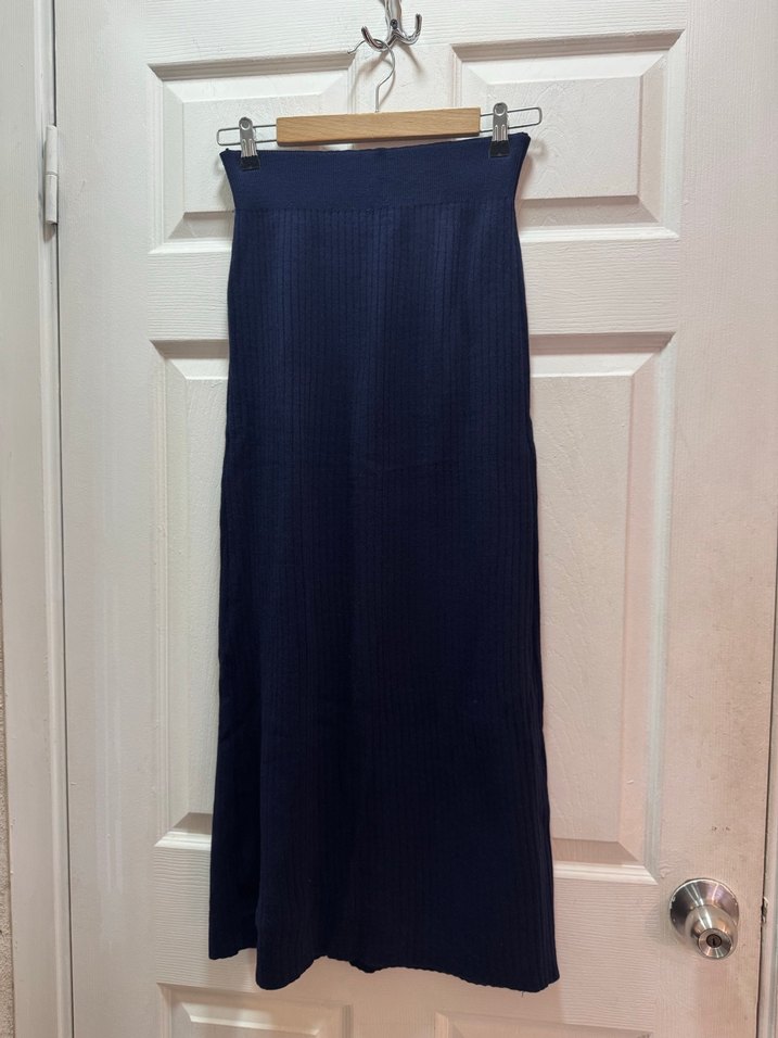 Düğmeli Lacivert Triko Kadın etekli hırkalı takım - Görsel 2