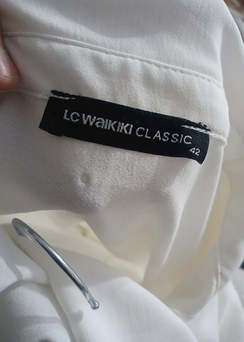 Beyaz Pilili Uzun Kollu Kadın Gömlek - Görsel 7