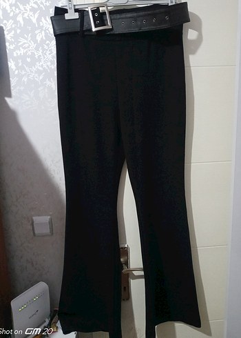 Siyah İspanyol paça Pantolon Kemerli
