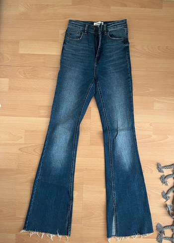 34 Beden mavi Renk Stradivarius Mavi Kadın Denim Pantolon