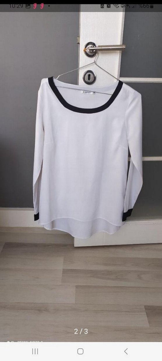 Siyah Yakalı Beyaz şifon bluz - Görsel 2