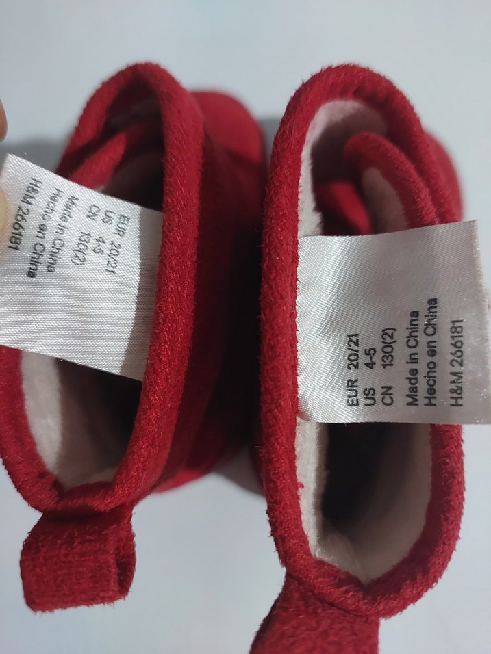 Kırmızı kız Bebek Cırt Cırtlı Bot - Görsel 5