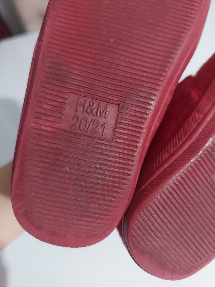 Kırmızı kız Bebek Cırt Cırtlı Bot - Görsel 4