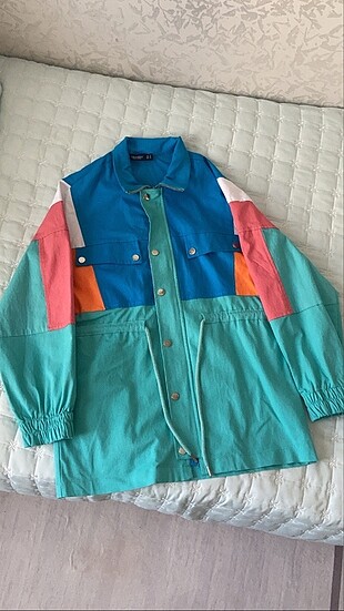 Rengarenk yağmurluk ceket