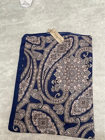 Diğer Etnik Desen Şal