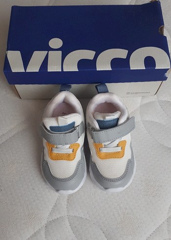Vicco Vicco Rony Beyaz Unisex Işıklı Spor Ayakkabı