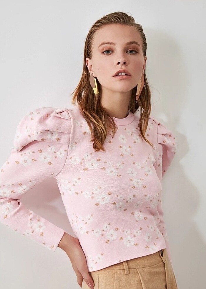 Pudra pembe çiçek desenli yumuşacık kazak - Görsel 2