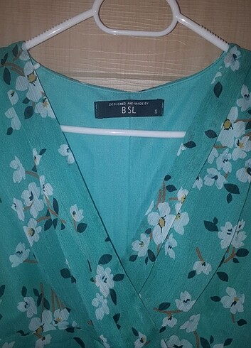 Zara Çiçek desenli şifon crop kısa bluz