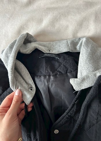 Trendyol & Milla Trendyolmilla Kapüşonlu Düğmeli Kadın mont