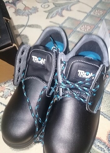 Tron iş ayakkabı