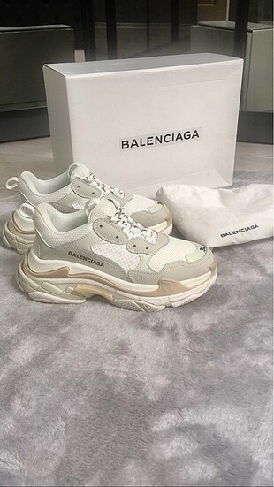Balenciaga BALENCİAGA