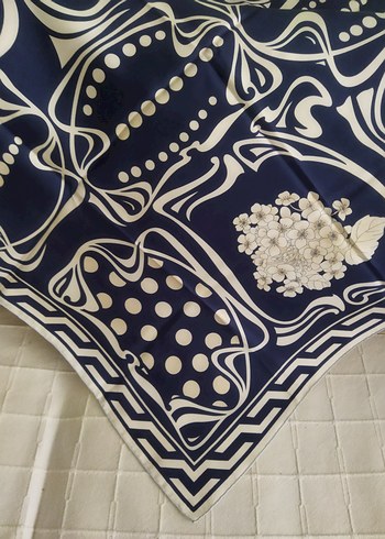 Lacivert Dökümlu esarp - Görsel 4