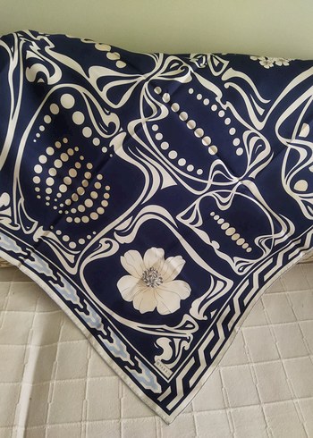 Lacivert Dökümlu esarp - Görsel 3