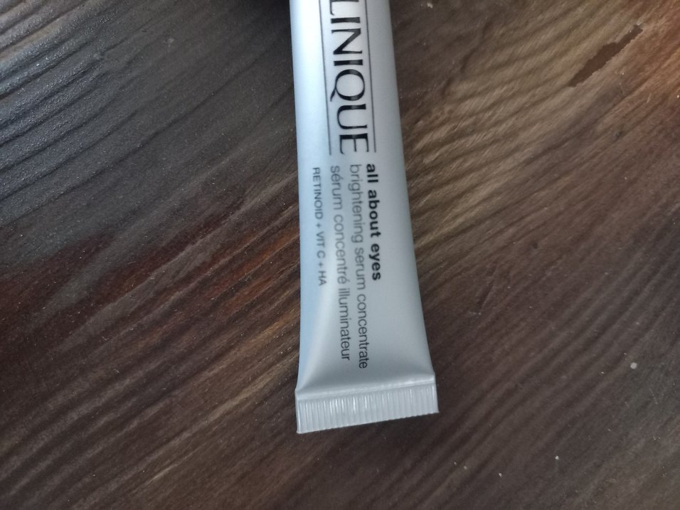 Clinique All about eyes Brightening serum concentrate göz - Görsel 5