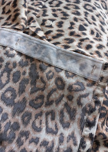 Kahverengi Leopar Desenli Banyo perdesi - Görsel 2