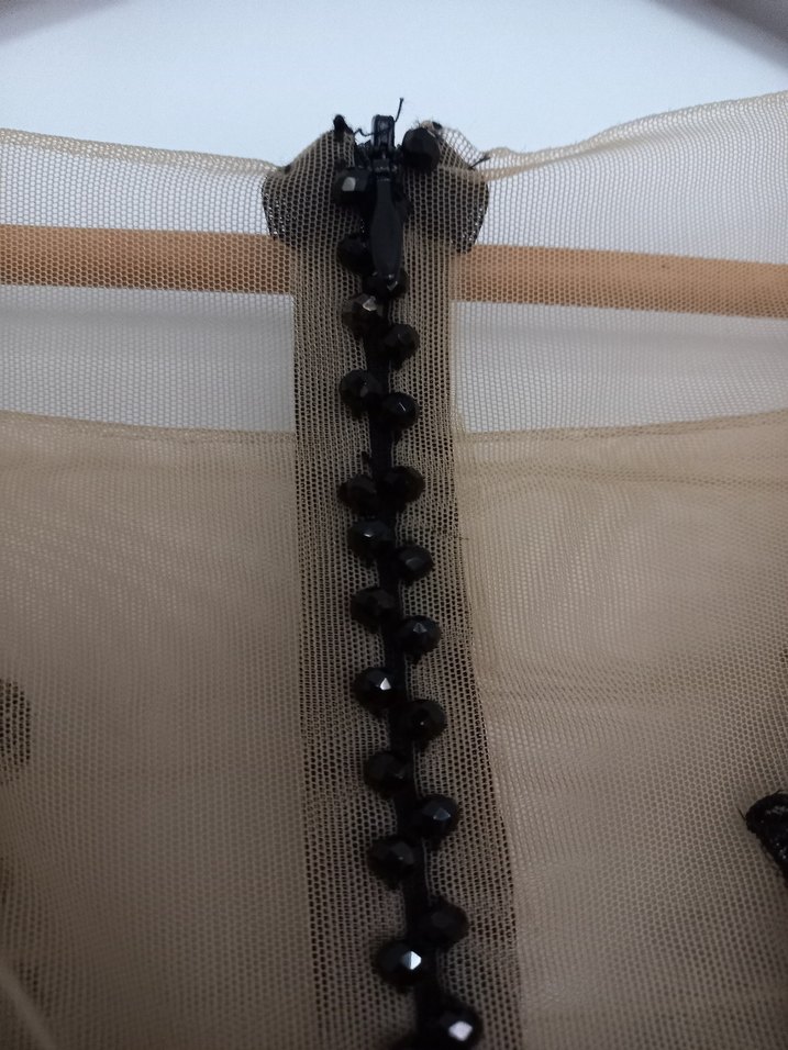 Siyah Dantel Uzun V Yaka Gotik Abiye - Görsel 3