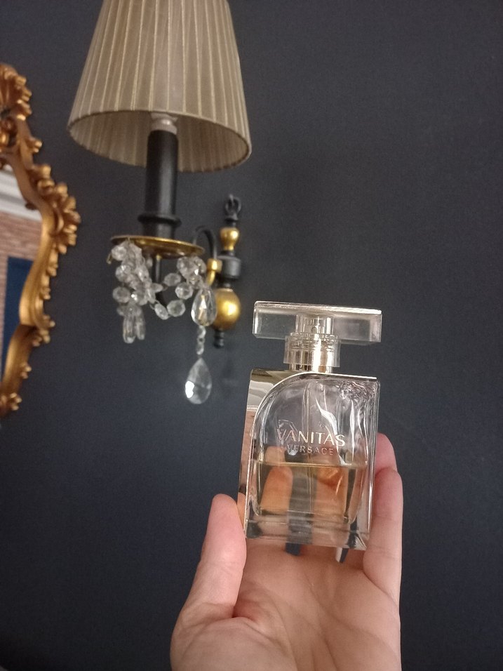 Versace Vanitas Kadın Parfümü - Görsel 3