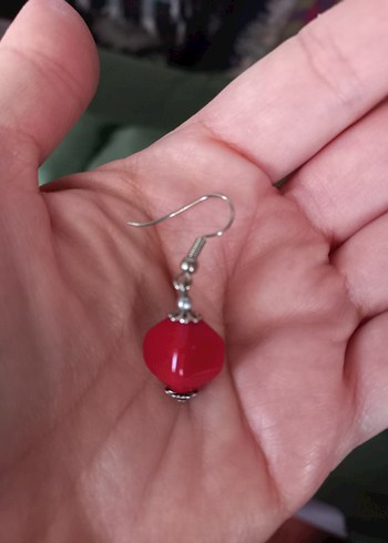 Kırmızı Boncuklu  Küpe - Görsel 6