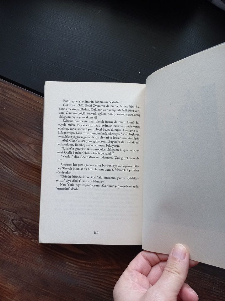 Joseph Roth - Hotel Savoy - Görsel 3