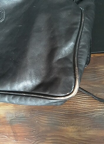 Zımba detaylı deri çanta - Görsel 11