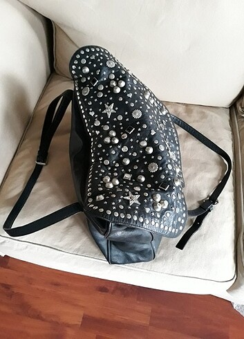 Zımba detaylı deri çanta - Görsel 17