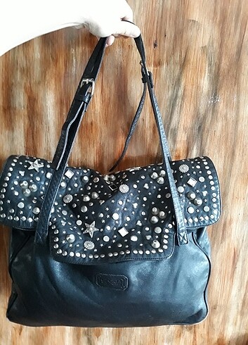 Zımba detaylı deri çanta - Görsel 18