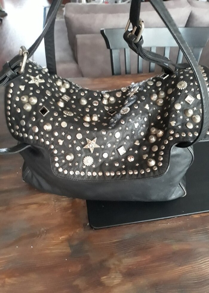 Zımba detaylı deri çanta - Görsel 4