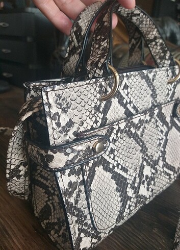 Yılan derisi Primark Leopar çanta - Görsel 2