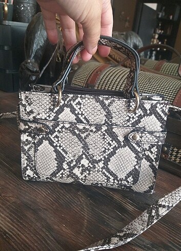 Yılan derisi Primark Leopar çanta - Görsel 5
