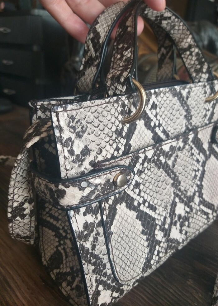 Yılan derisi Primark Leopar çanta - Görsel 2