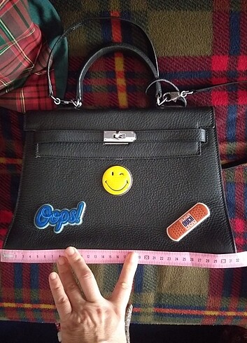 Siyah çanta - Görsel 12
