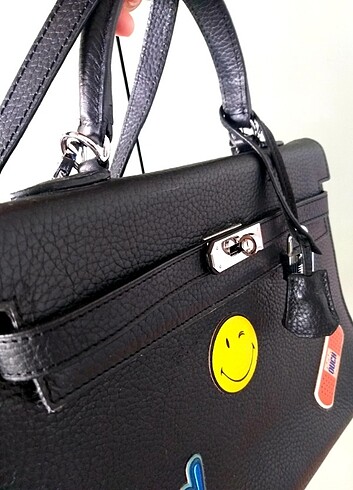 Siyah çanta - Görsel 13