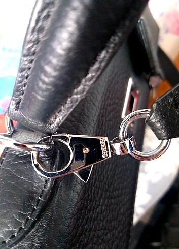 Siyah çanta - Görsel 19