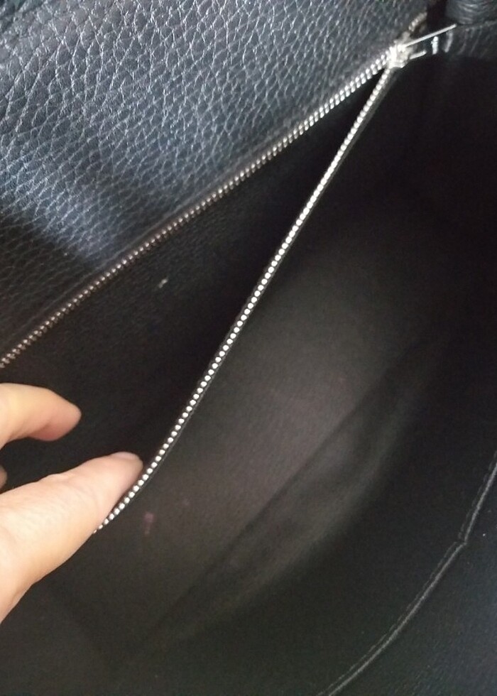 Siyah çanta - Görsel 4