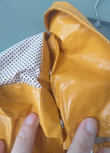 Mng sarı yağmurluk - Görsel 8