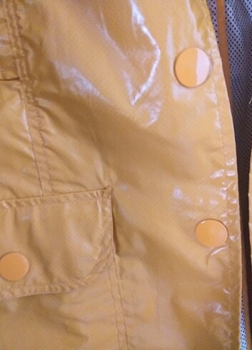 Mng sarı yağmurluk - Görsel 12