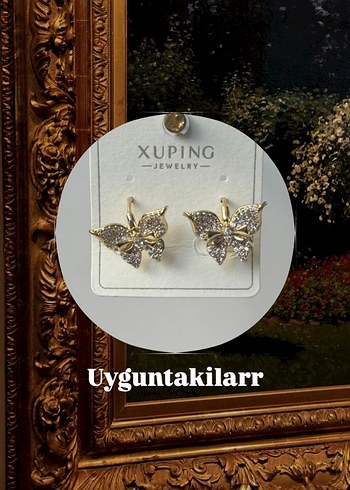 Altın Renk Mini Kelebek Küpeler