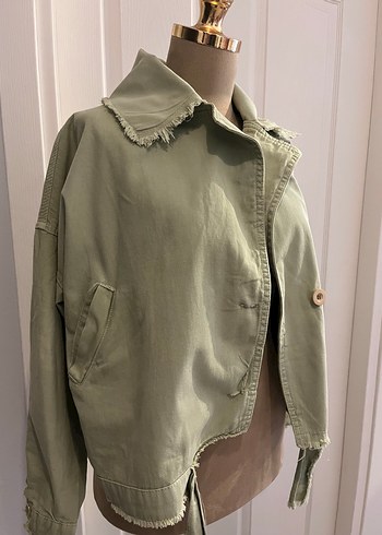 Bershka VetoJeans Düğmeli, Gevşek Kesim Kot Kadın Ceket
