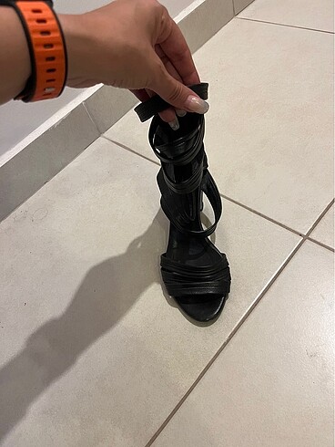 Elle Topuklu ayakkabı