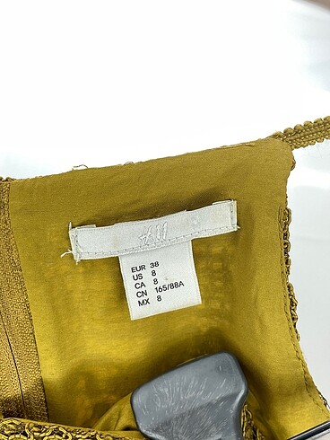 38 Beden çeşitli Renk H&M Günlük Elbise %70 İndirimli.
