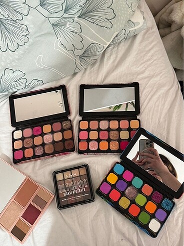 Revolution dora joy nyx far paleti