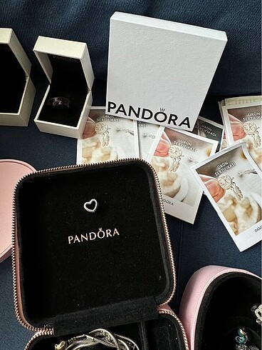 Pandora boncuklu kalp küresi charm