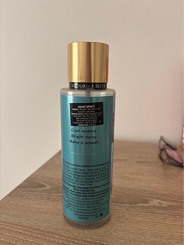 Beden Victoria secret body mist aqua kiss