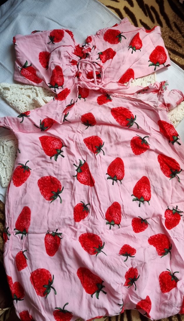 Pembe Çilek Desenli Mini Elbise - Görsel 3