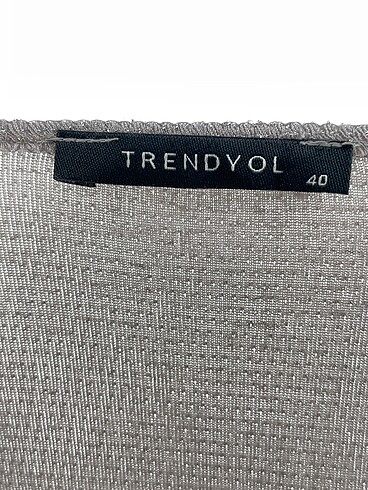 40 Beden gri Renk Trendyol & Milla Bluz %70 İndirimli.