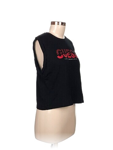 Guess Guess T-shirt %70 İndirimli.