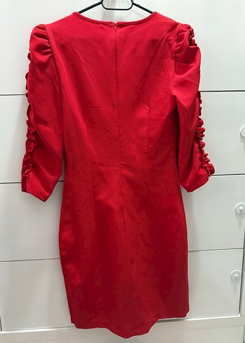 Kırmızı V Yakalı Drapeli Midi Elbise - Görsel 3