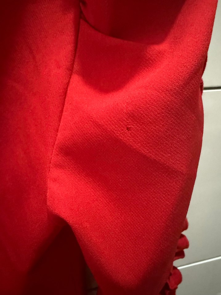 Kırmızı V Yakalı Drapeli Midi Elbise - Görsel 5