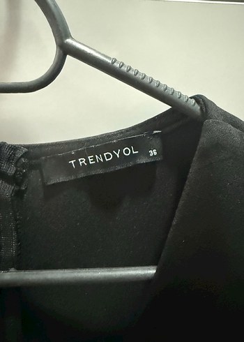 Uzun Kollu Siyah Midi V Yaka Elbise - Görsel 3