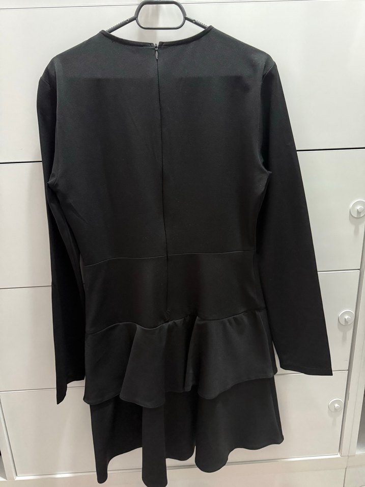 Uzun Kollu Siyah Midi V Yaka Elbise - Görsel 2